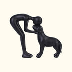 🖼️ Scandinavisch beeldje van mens en hond